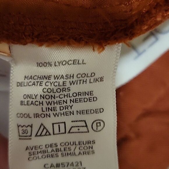 Ann Taylor Paperbag Elastic waist Lyocell Short Rust NWT Small - Picture 6 of 6